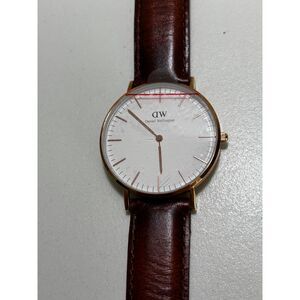Daniel Wellington Classic O36R1 quartz men's watch, working